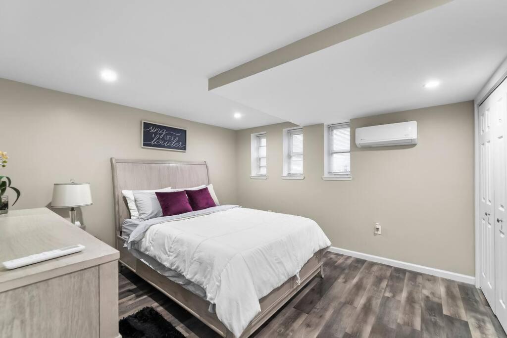 Elegant 1-Br Apartment Silver Spring Exterior photo